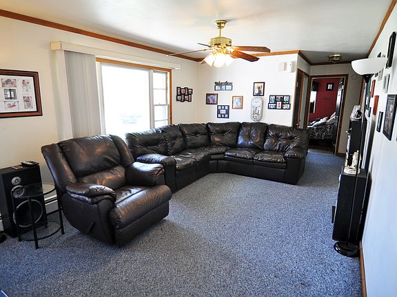 5th image of 19 Loralee Dr