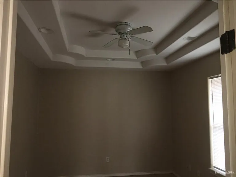 1029 French Ave — Photo 11