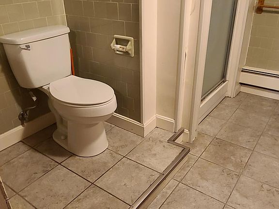 5th image of 78 Edgewater Dr #3