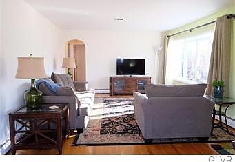 5th image of 2511 W Highland St