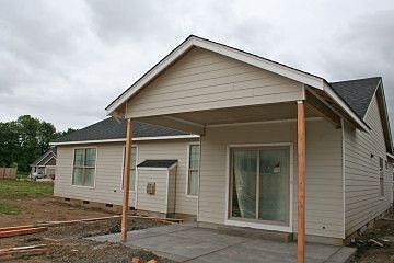 2nd image of 1237 S 40th Pl