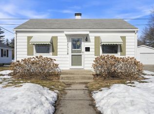 2338 Dellwood Dr, Springfield, OH 45505