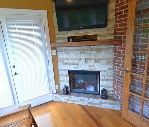 4th image of 612 Highland Ave