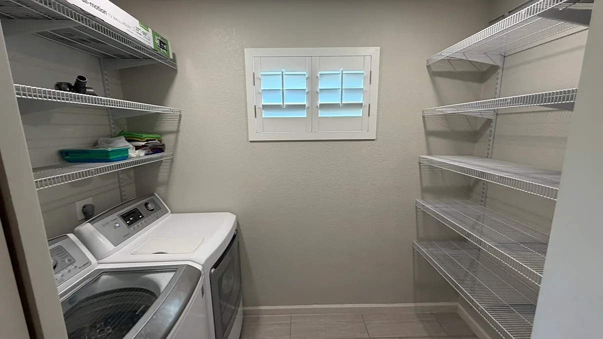 3 bed, 2051 sqft, $3,500 — Photo 4