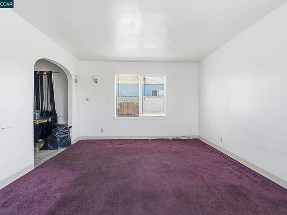 5th image of 3008 Center Ave
