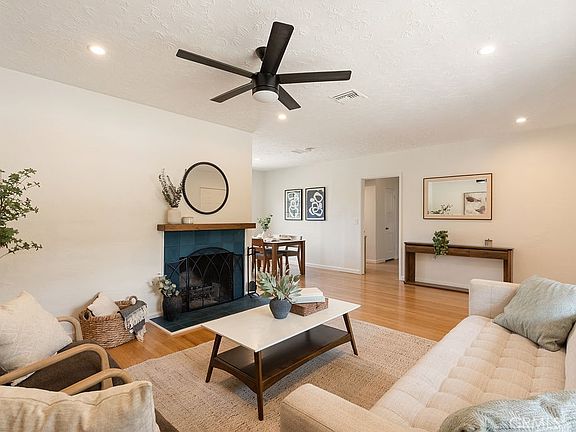 5th image of 3089 Floral Ave