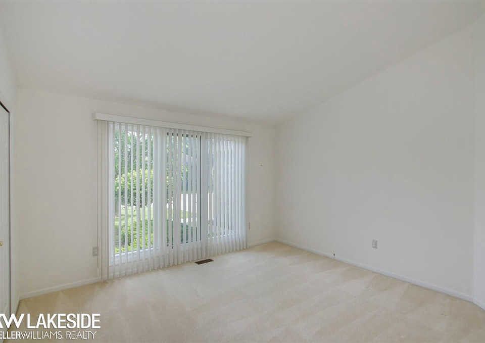 17098 Martingale Ln, photo 22