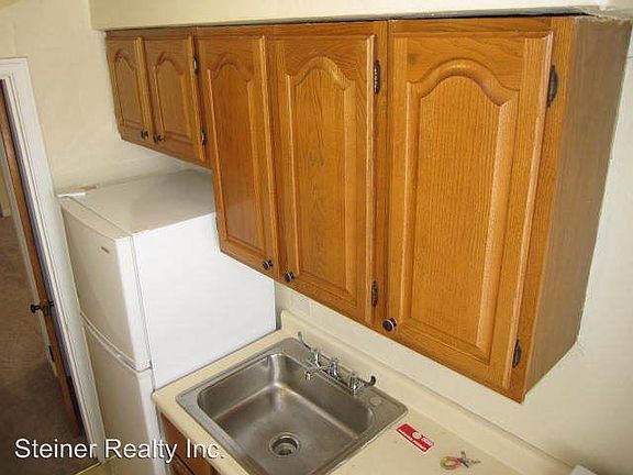 5th image of 3840 Brownsville Rd APT 307
