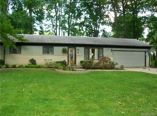 11118 Speedway Dr, Shelby Township, MI 48317