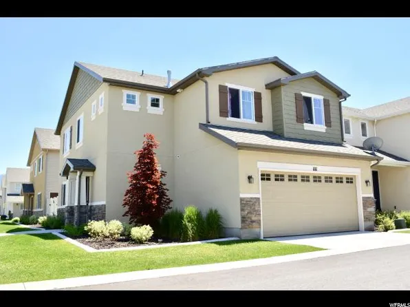 1111 W Stonehaven Dr, North Salt Lake, UT 84054