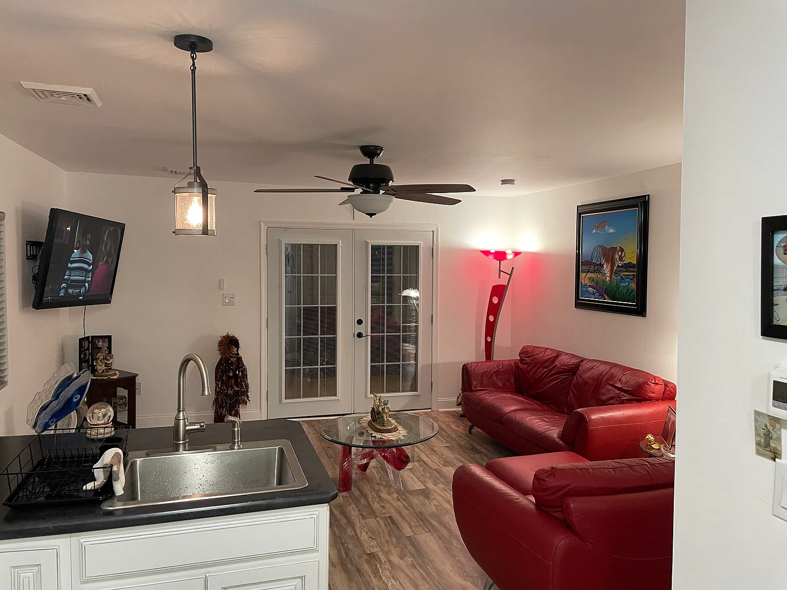 1 bed, 1000 sqft, $1,400 — Photo 2