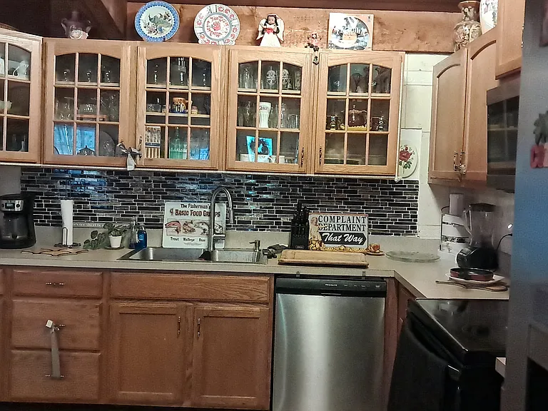 4208 Ponce De Leon Blvd — Photo 12