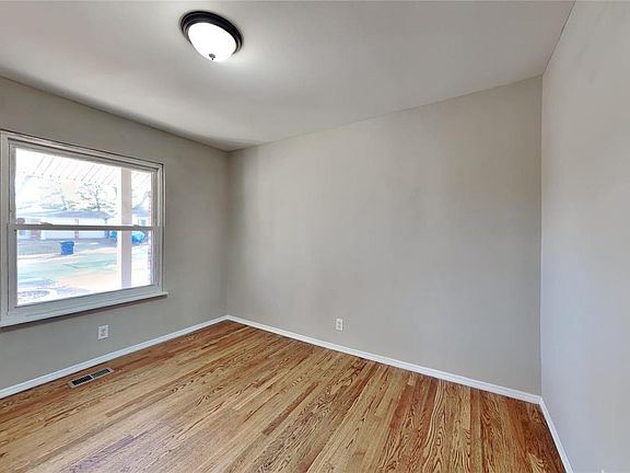 5th image of 145 Pueblo Dr