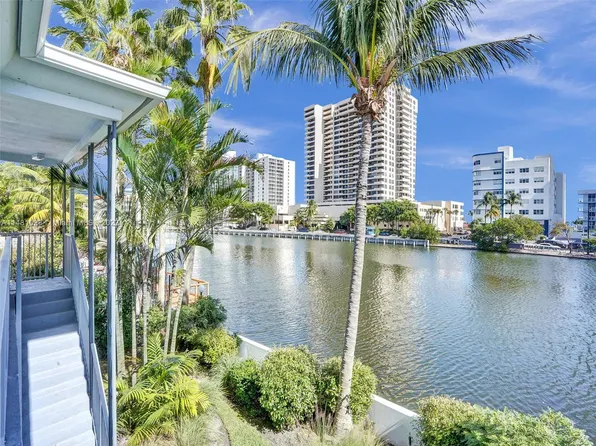 2445 Lake Pancoast Dr APT P, Miami Beach, FL 33140