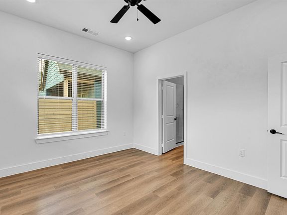 3rd image of 1408 Izzy Ln #1408