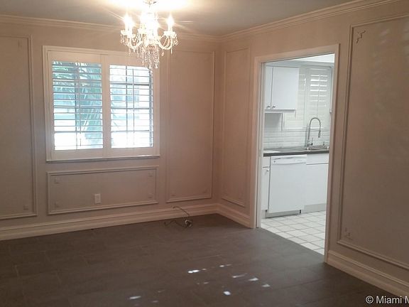 4th image of 4985 Ponce De Leon Blvd #0