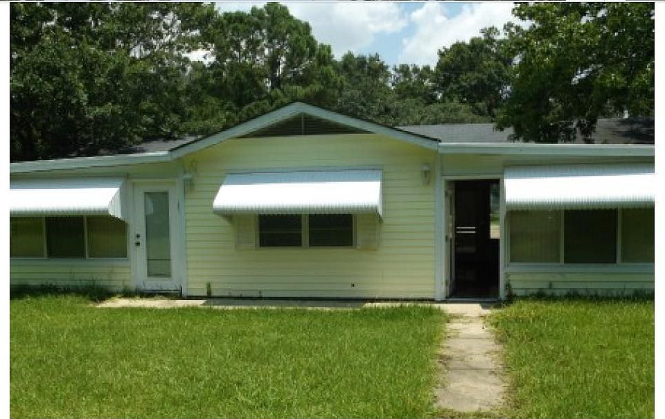 2918 Dantzler St, Moss Point, MS 39563 Zillow