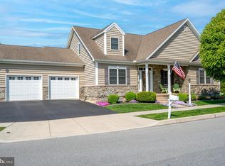 627 Prince George Dr, Lancaster, PA 17601