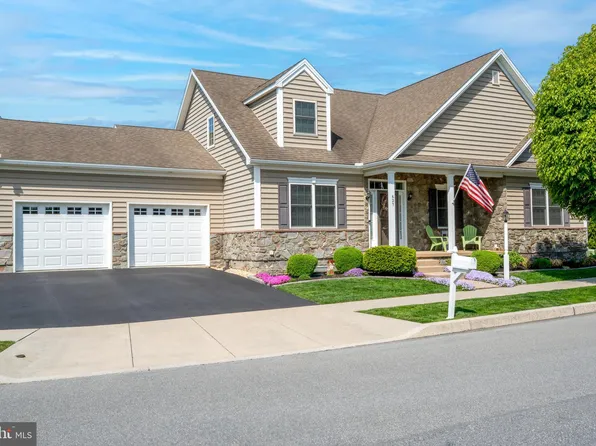 627 Prince George Dr, Lancaster, PA 17601