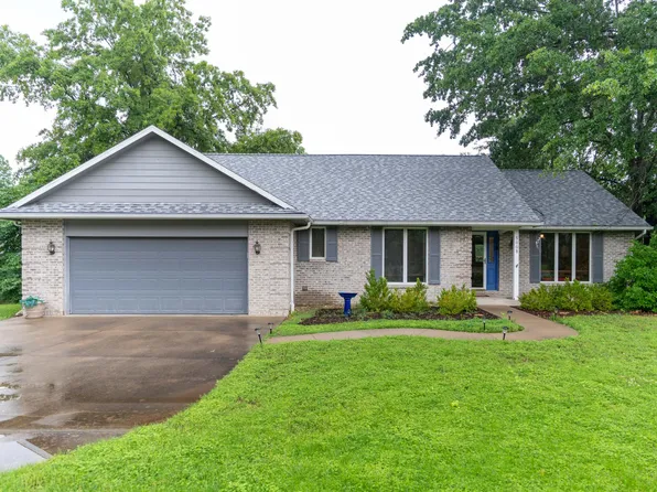 5008 Dustin Ct, Columbia, MO 65203
