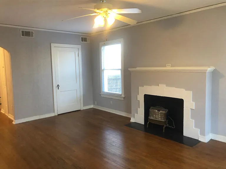 5701 Hudson St — Photo 7