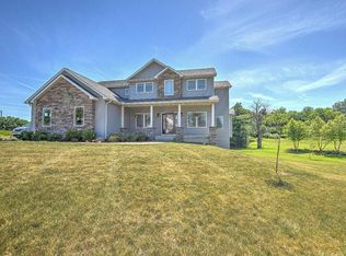 225 S Hillcrest Blvd, Decatur, IL 62522