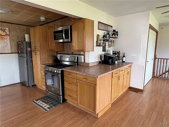 3rd image of 6714 Rome Westmoreland Rd