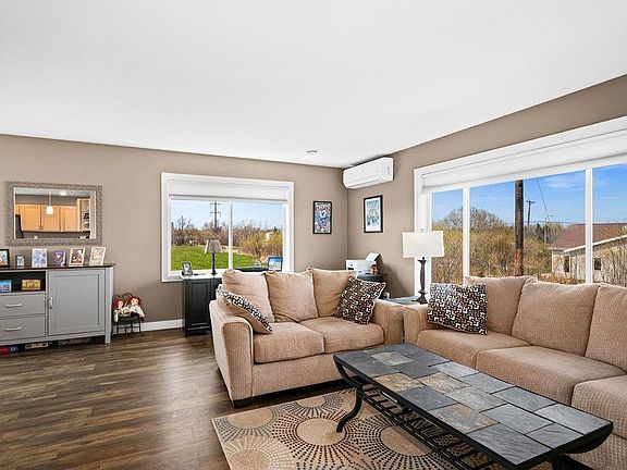 4th image of 6A Spartan Circle Dr