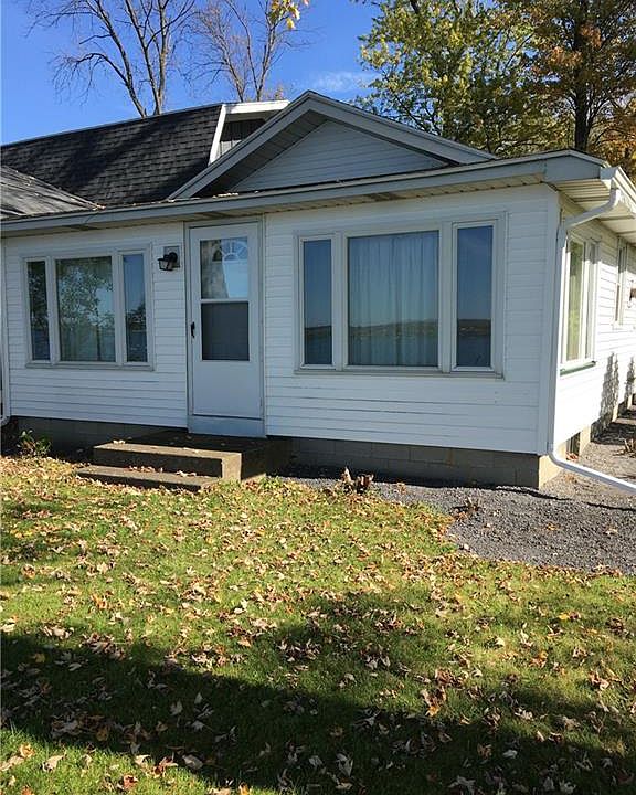 1st image of 3518 Sandy Beach Dr