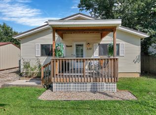 130 Elliott Ave, Buckeye Lake, OH 43008