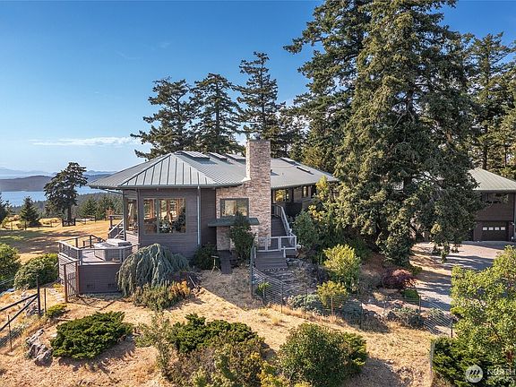 3rd image of 421 Scott Hill Drive