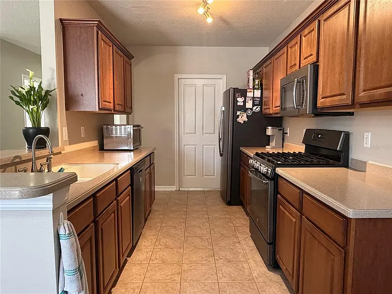 6129 Fishhawk Crossing Blvd — Photo 13