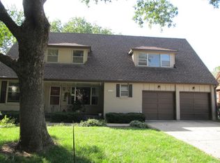 7616 Baltimore Ave, Kansas City, MO 64114