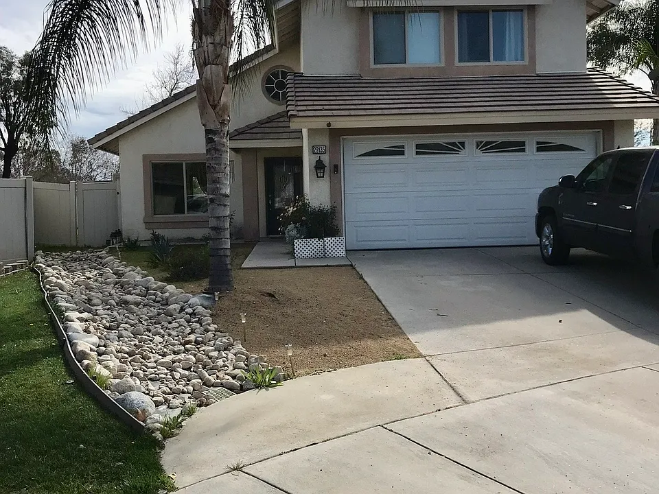 29135 Palm View Ln #29135