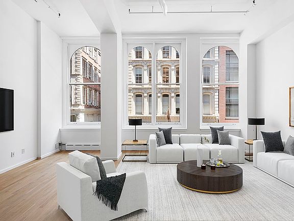 3rd image of 79 White St APT 2W