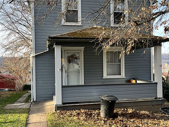 2nd image of 741 Russell Ave