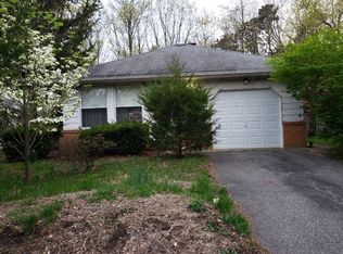 15 Mount Matterhorn Ln, Toms River, NJ