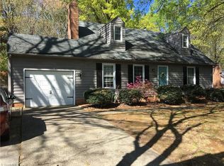2907 New Garden Rd E, Greensboro, NC 27455