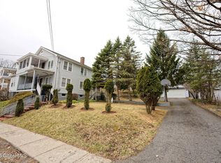 38 Desson Ave APT 1, Troy, NY 12180