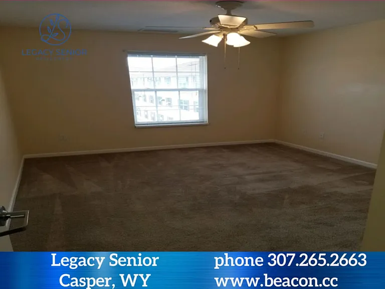 1005 N Elma St — Photo 87