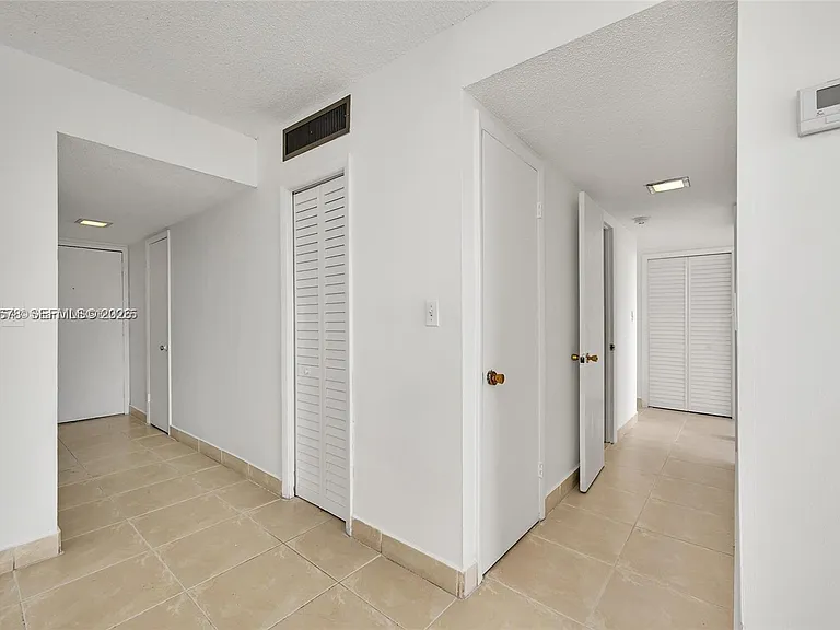 5050 NW 7th St #202 — Photo 13