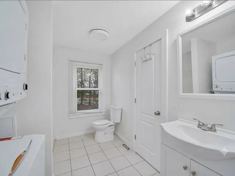 3 Park Ave #B — Photo 6
