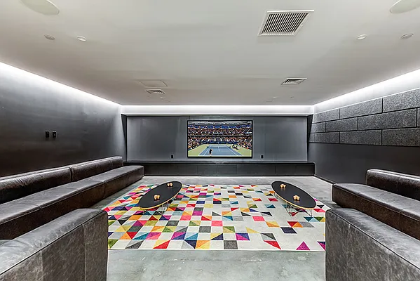 Rented by BHS Development Marketing | media 15