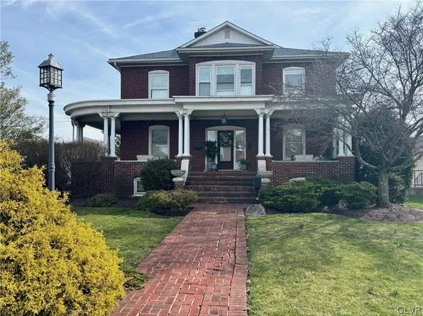 237 N Hellertown Ave, Quakertown, PA 18951