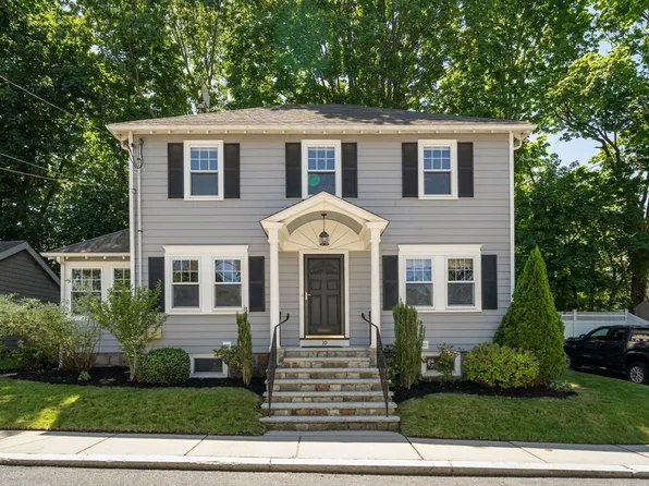 10 Barclay Rd, West Roxbury, MA 02132