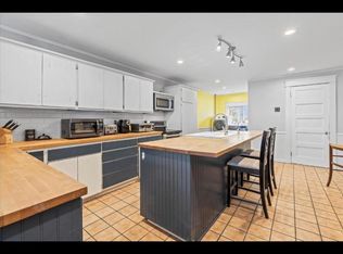 W360N6255 Brown St, Oconomowoc, WI 53066