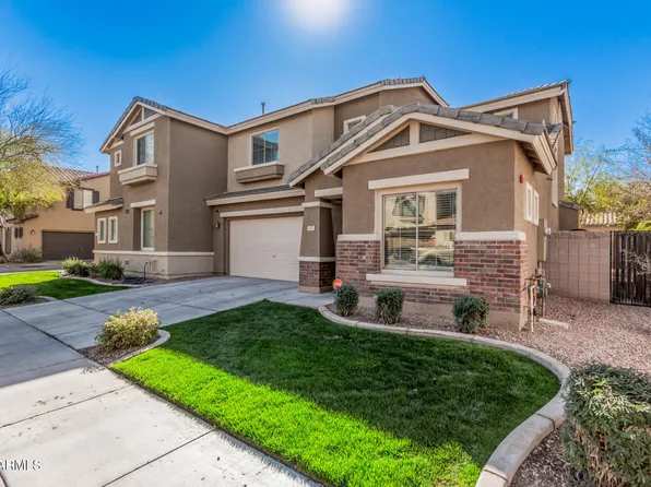 1421 E HOPKINS Road, Gilbert, AZ 85295