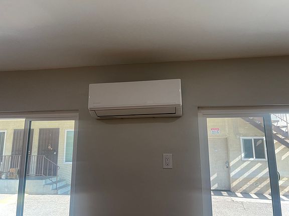2nd image of 1521 Arlington Ave APT 7