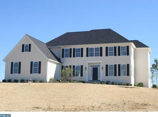 226 Essex Ct, Oxford, PA 19363