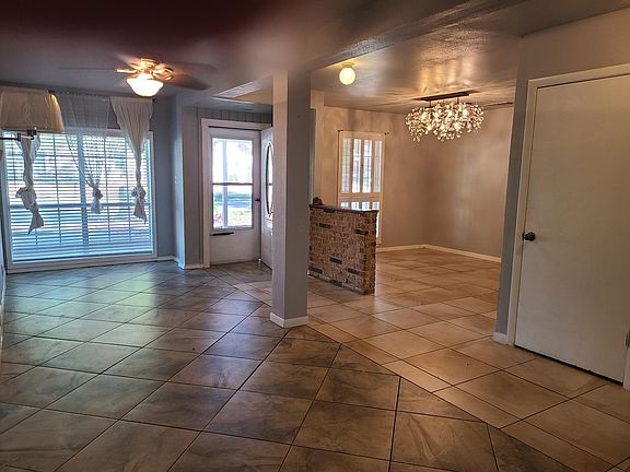 3rd image of 506 Northtrail Dr